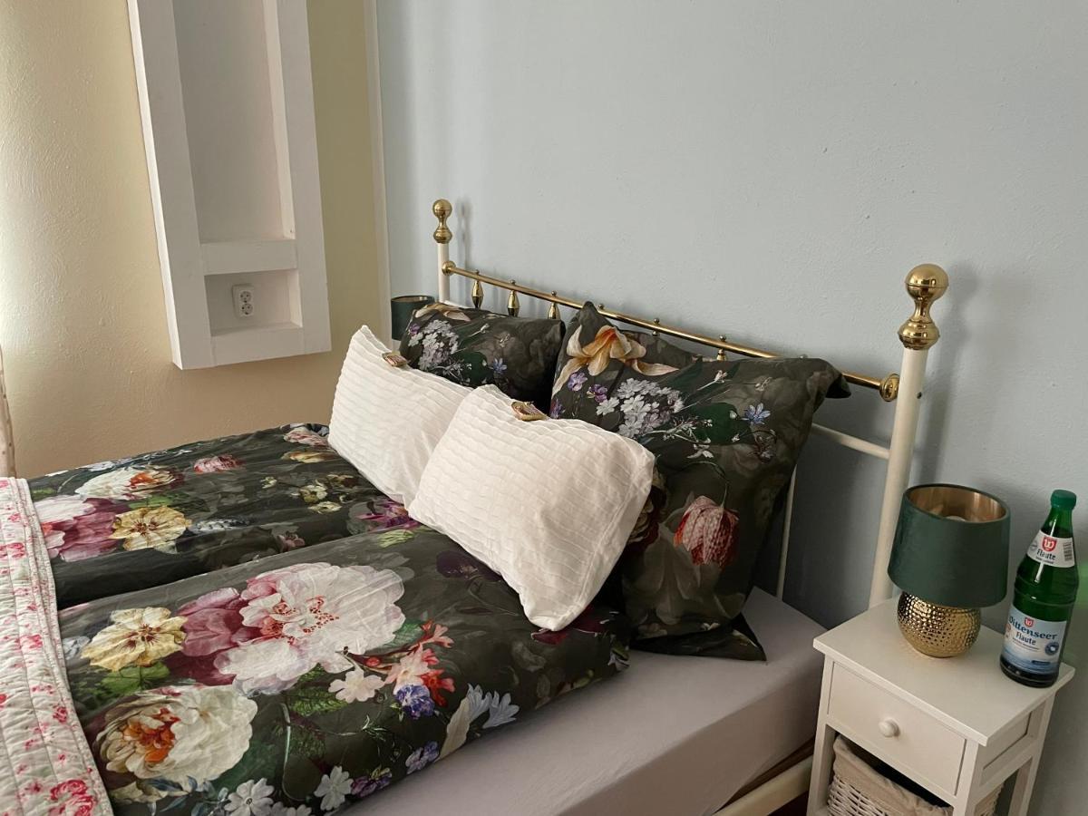 Lindenhof Chezartistes Hotel Loose Екстериор снимка